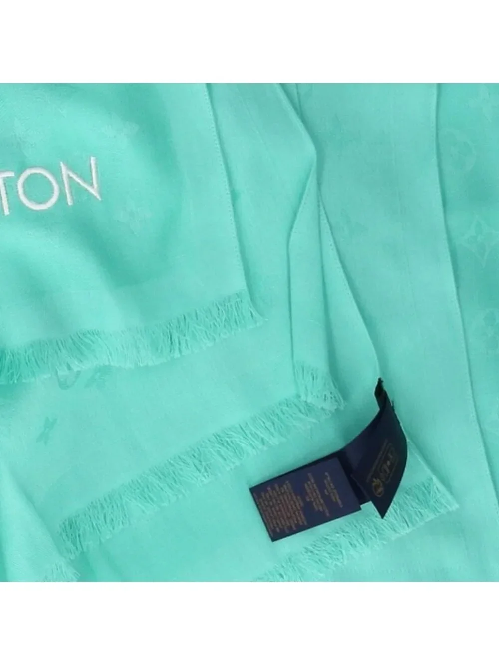 Louis Vuitton Etole Monogram Essential All Over Cotton Fringe Shawl Scarf